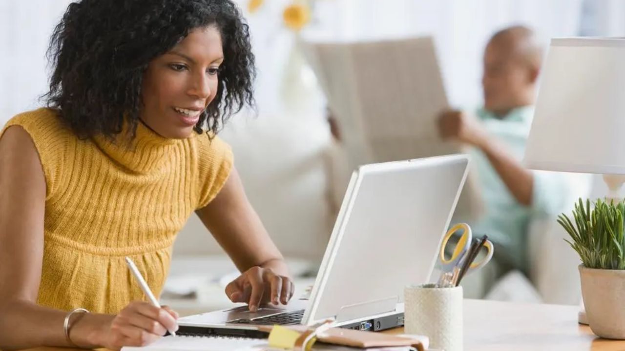 How to Apply for Remote Data Entry Jobs in the U.S. and Start Working Quickly